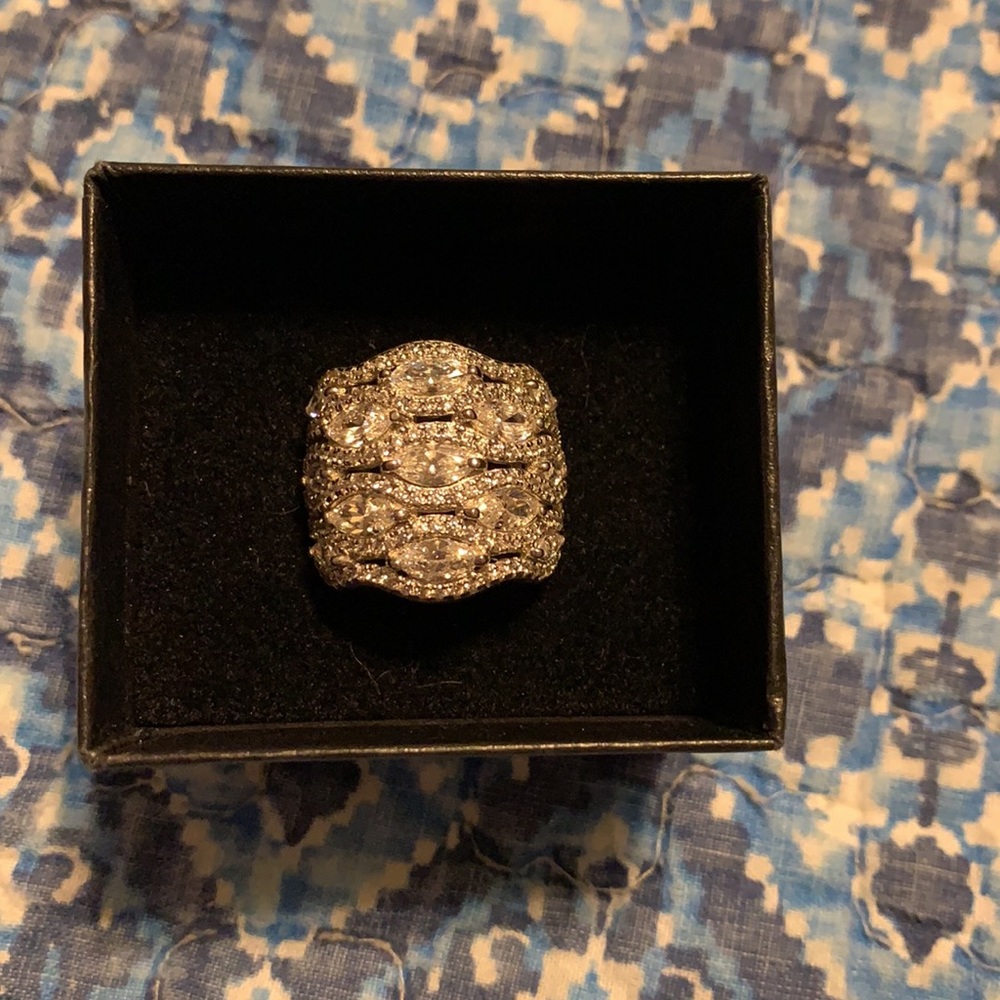 Brand New!  Jean Dousset Absolute Cubic Zirconia Ring  ♥️💎♥️